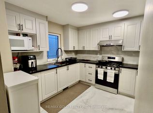 42 Murison Blvd, Toronto, ON M1B2B2