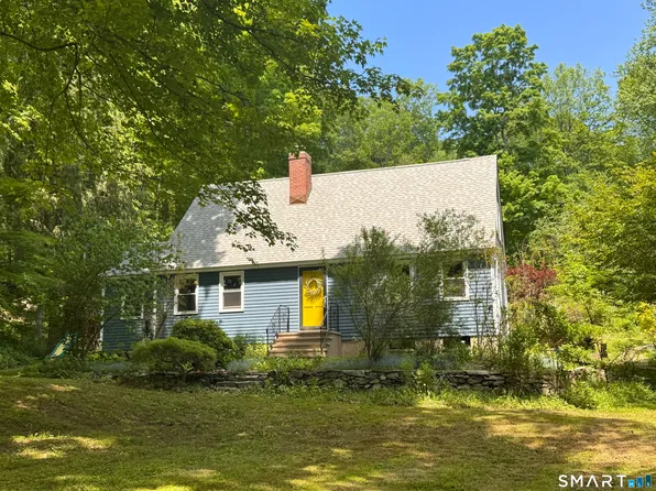 (undisclosed Address), Woodbury, CT 06798