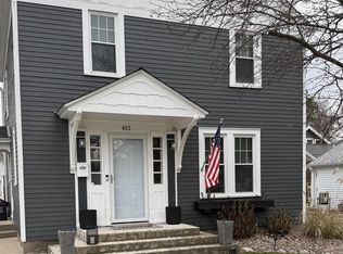 613 Washington St, Oconomowoc, WI 53066
