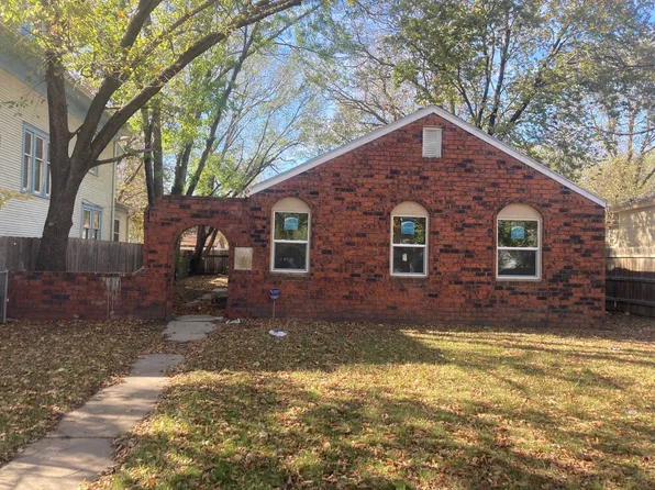 1209 N Waco Ave, Wichita, KS 67203