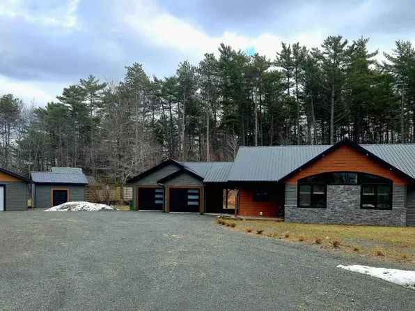 6672 Highway 1, Coldbrook, NS B4R 1B7