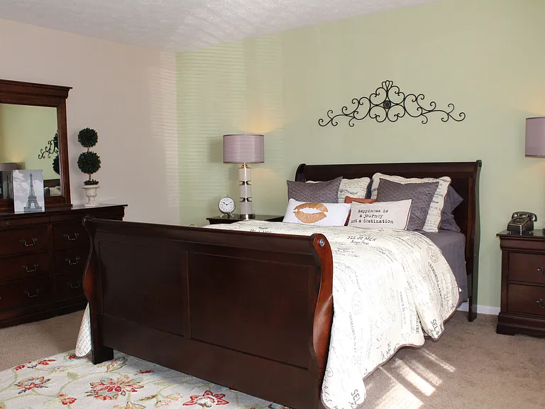 Hunter's Creek Apartments — Photo 30