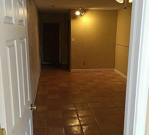 4th image of 3617 Hueco Ave