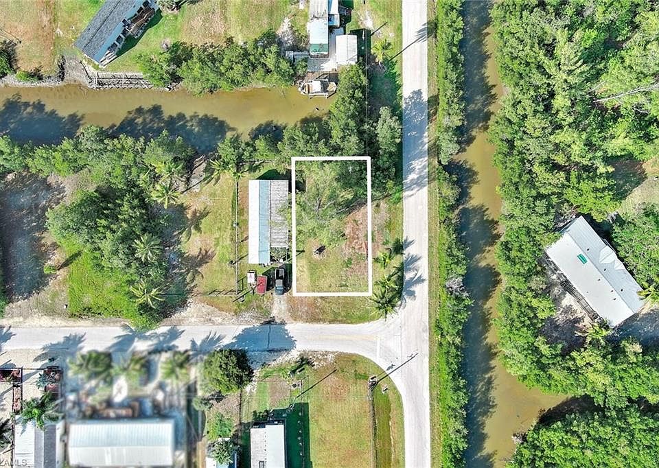 1st image of 104 Egret LN
