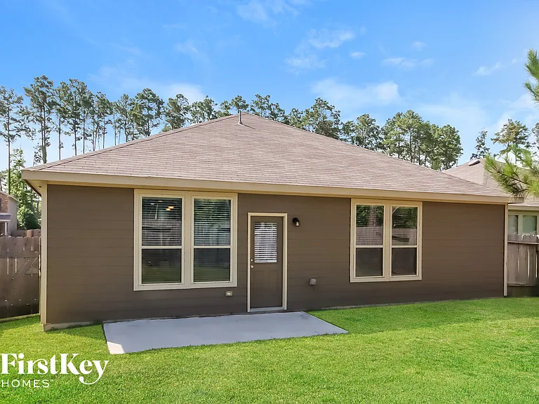 2092 Lost Timbers Dr — Photo 15