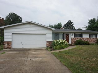 30261 64th Ave, Lawton, MI 49065