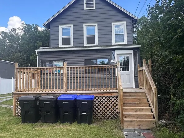 215 N Hamilton St APT 2, Poughkeepsie, NY 12601