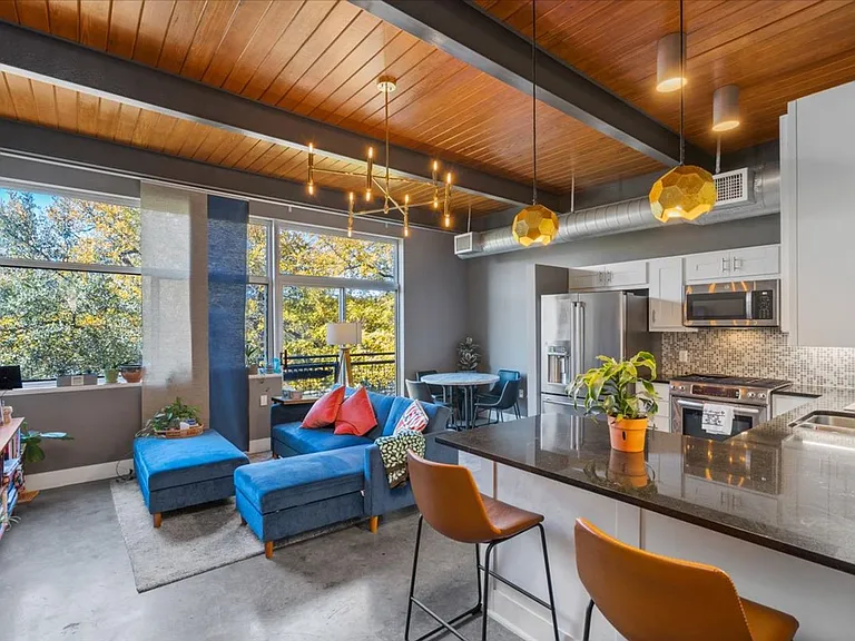 2205 N Lamar Blvd #214 — Photo 1
