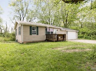 703 E State St, O'Fallon, IL 62269