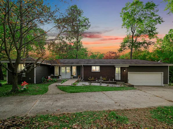 6915 S 375 W, North Judson, IN 46366