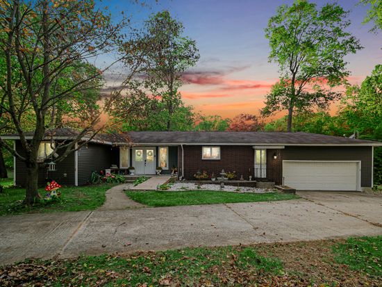 6915 S 375 W, North Judson, IN 46366