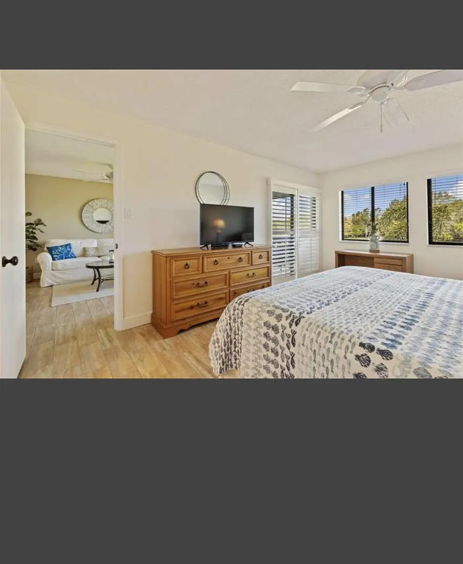 4631 Longwater Chase — Photo 2