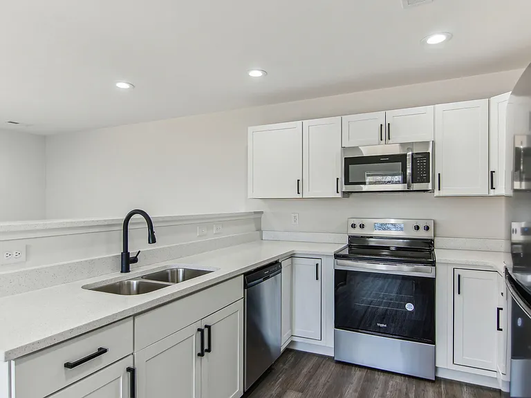 5037 Aspen Spring Way — Photo 6