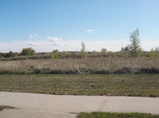 1149 Ellys Way, Slinger, WI 53086