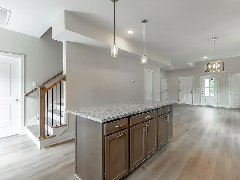 4696 Heiskell Dr — Photo 4