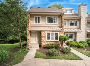 107 Cavalry Ct #107, Wayne, PA 19087