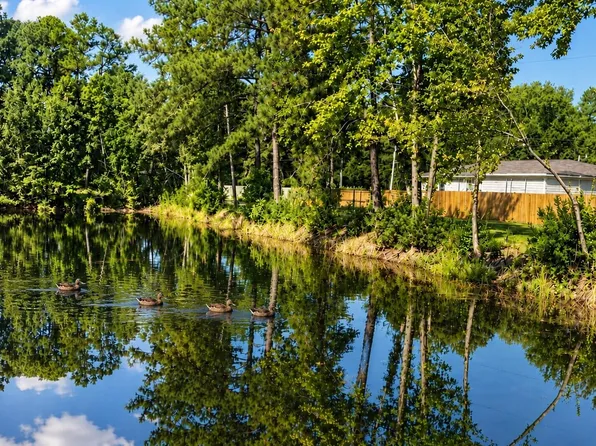134 Wells Cir, Saint Stephen, SC 29479