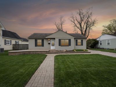 211 N 5th St, Brighton, MI, 48116