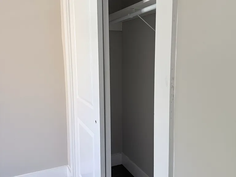 494 S 18th St #3 — Photo 26