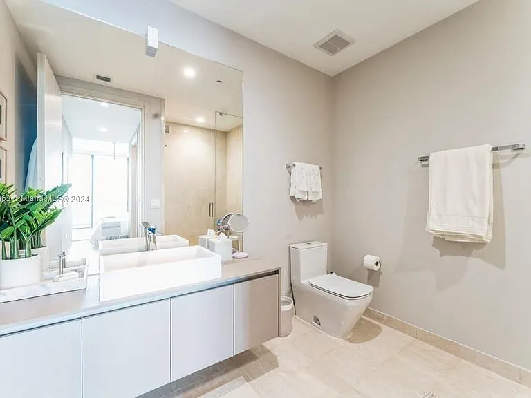 1000 Brickell Plz #Penthouse 5104 — Photo 17