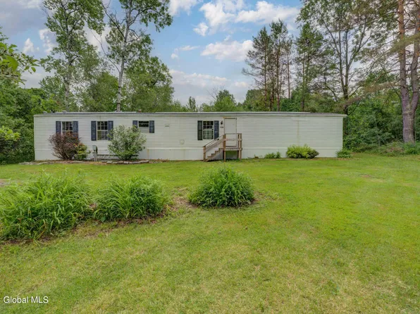 136 Brower Road, Gloversville, NY 12078