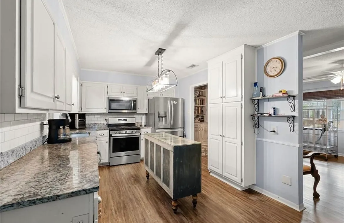 Couton Dr, Mobile — Photo 3