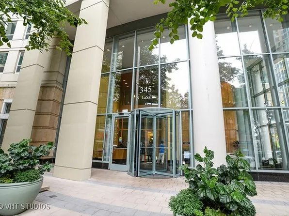 345 N La Salle Dr APT 407, Chicago, IL 60654