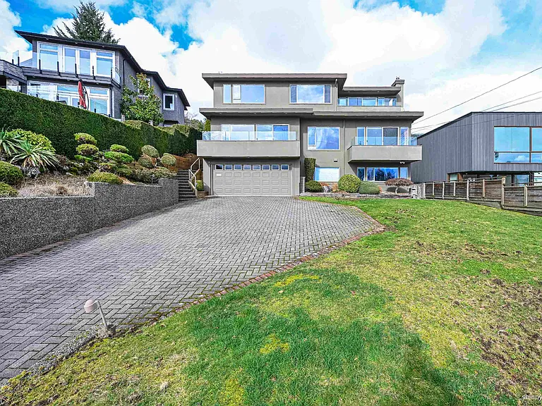 2557 Lawson Ave — Photo 8