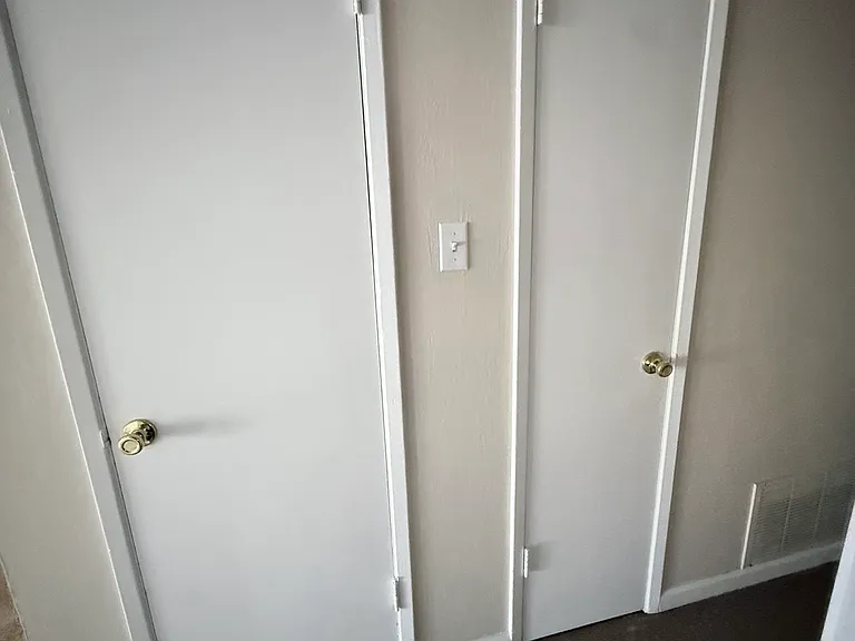 815 E 4th Ave #1 — Photo 13