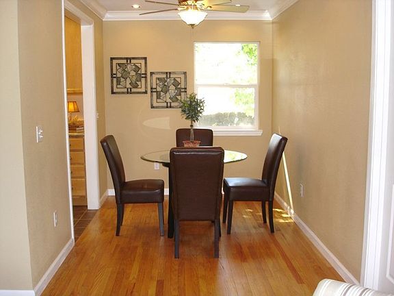 Dining room perfect for entertaining