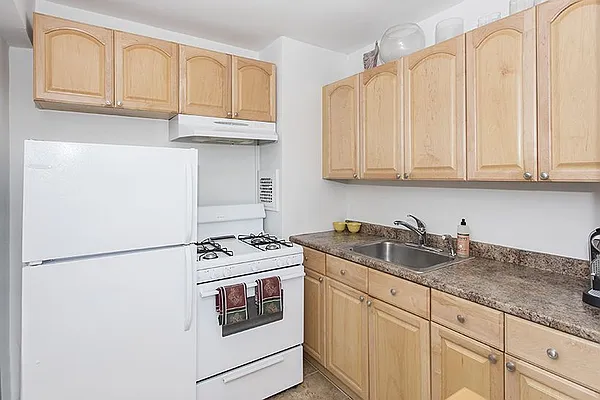 Sold by Brooklyn Hearth Realty | media 5