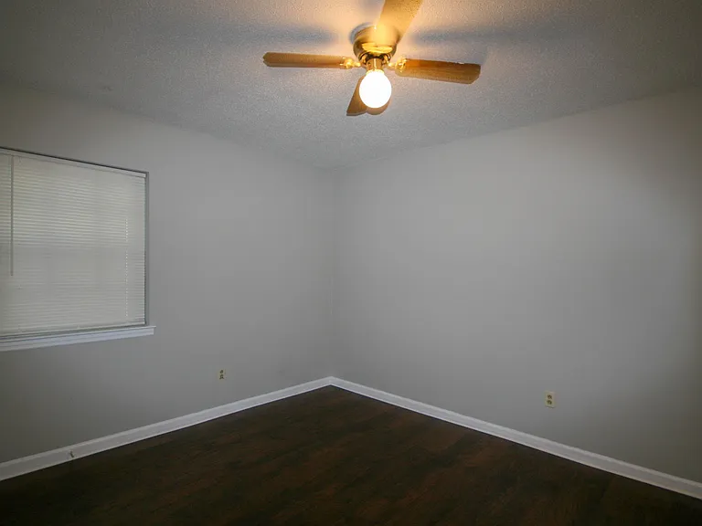 104B Westscott Dr — Photo 13