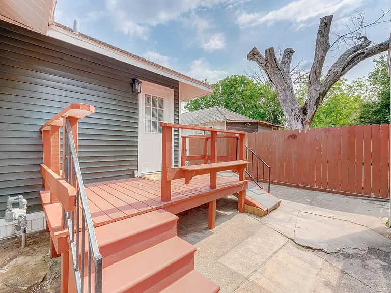 1115 Morris St — Photo 29
