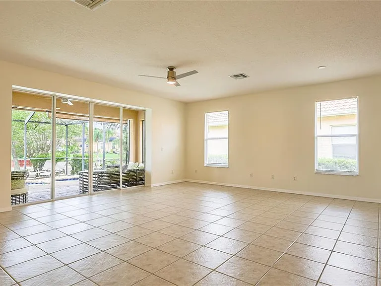 18014 Java Isle Dr — Photo 6
