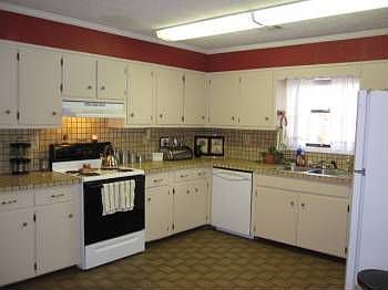 4th image of 536 Greenview Ave SE
