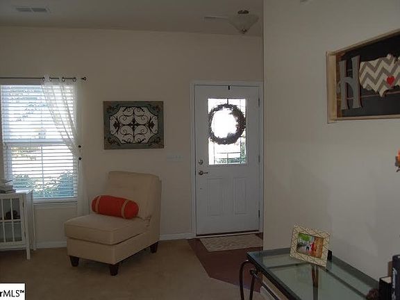 4th image of 204 Shale Ct
