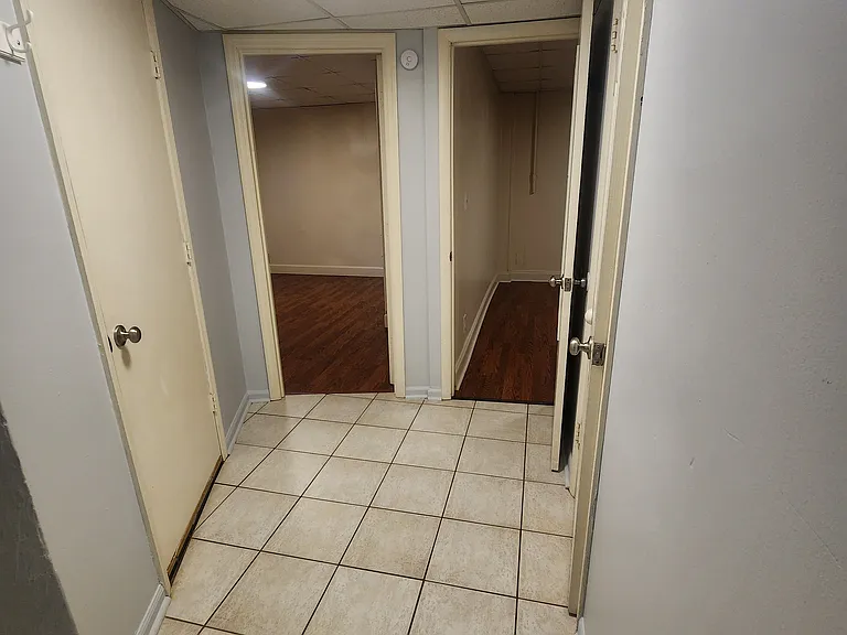 927 Hawthorne St #A — Photo 15
