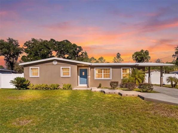 5209 Lloyd St, Seffner, FL 33584