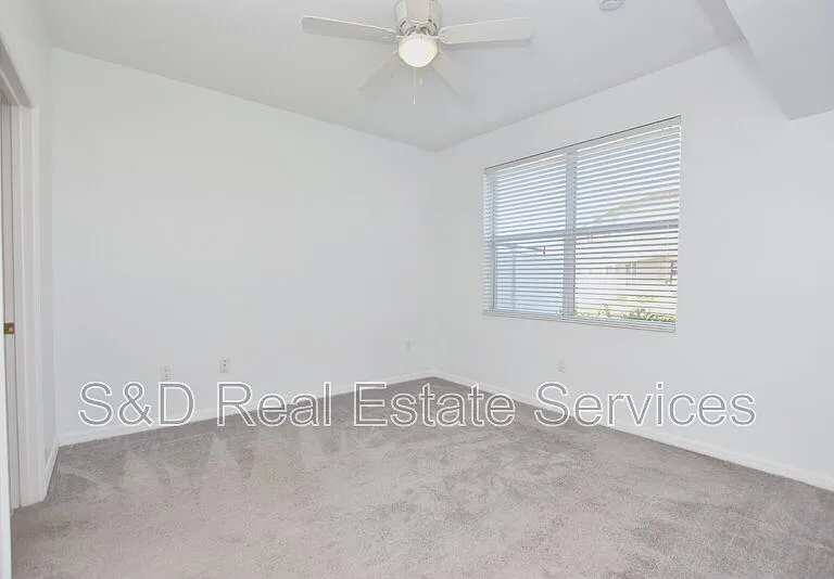 6352 Sedgeford Dr — Photo 12