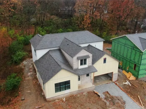 1939 E Panorama Pl, Fayetteville, AR 72703