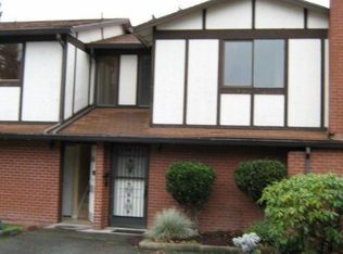 212 SW 146th St APT 102, Burien, WA 98166