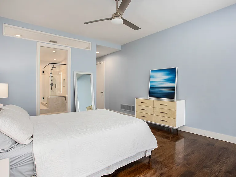 335 Bridge St NW #15 — Photo 17