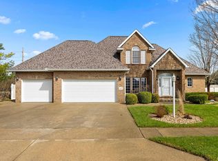 1808 Deerfield Dr, Morton, IL