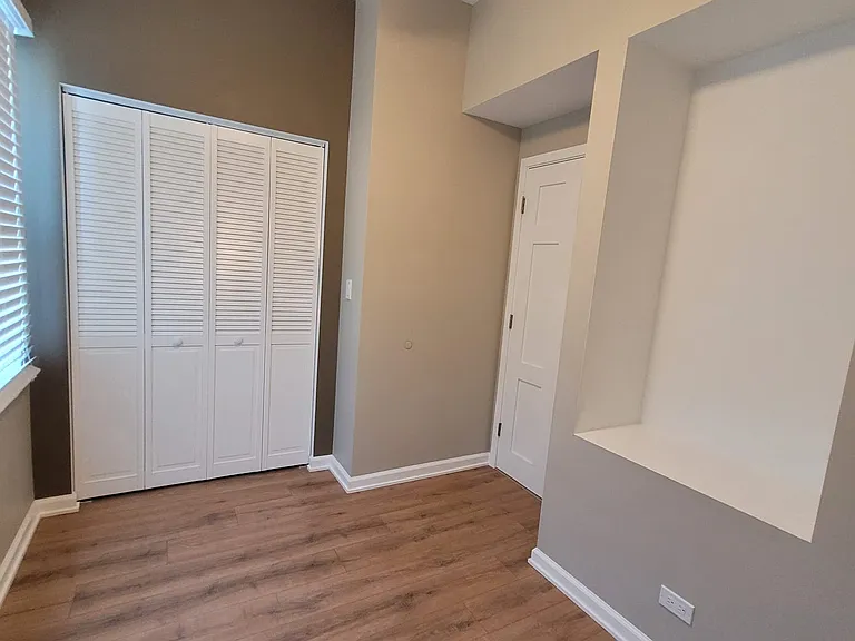 4739 N Albany Ave #1 — Photo 17