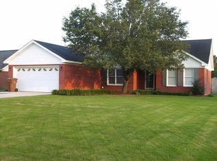 894 Pinewood Dr SW, Hartselle, AL 35640