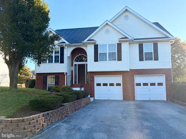 334 Posting Way, Charles Town, WV 25414