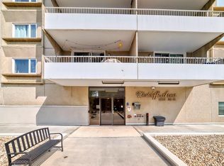 Westcliffe Arms, Edmonton, AB T5K 2E5