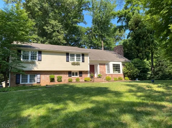 7 Robin Rd, Warren Twp., NJ 07059