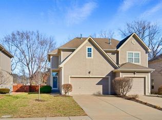 7417 McCoy St, Shawnee, KS 66227