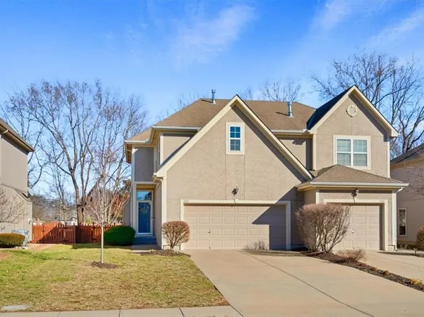 7417 McCoy St, Shawnee, KS 66227